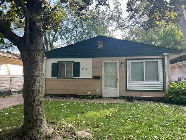 Building Photo - 15907 Knight Rental