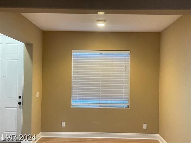 Photo - 5079 W Moberly Ave