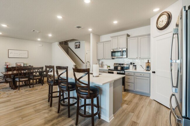 Photo - 2011 Cutleaf Dr