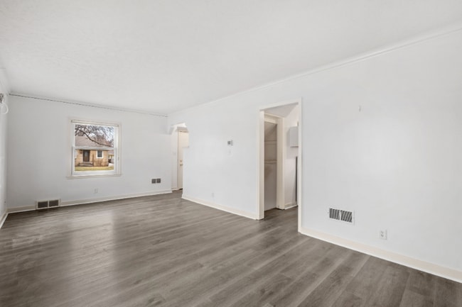 Photo - 1936 N Park Ave