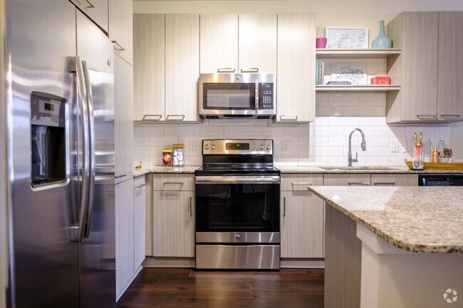 Building Photo - Berkshire Chapel Hill Rental