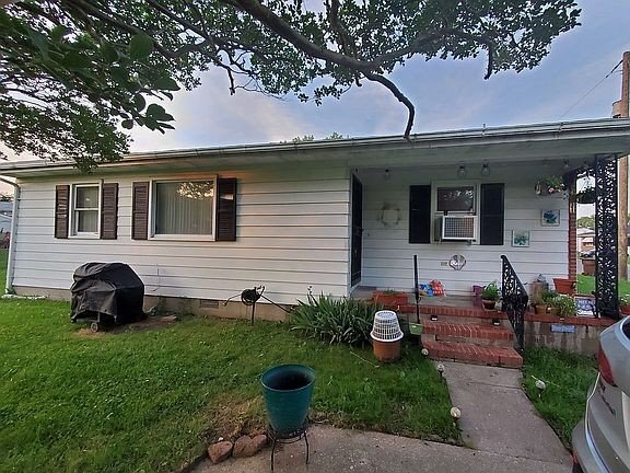 Photo - 739 Rosemont Ave