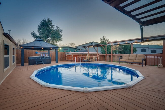 Photo - 7809 Claremont Dr Unit ID1019475P