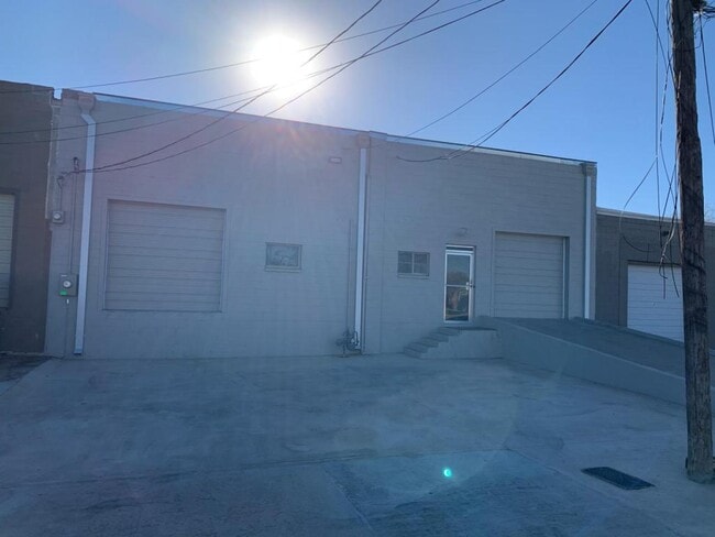 Photo - 2139 Baylor Dr