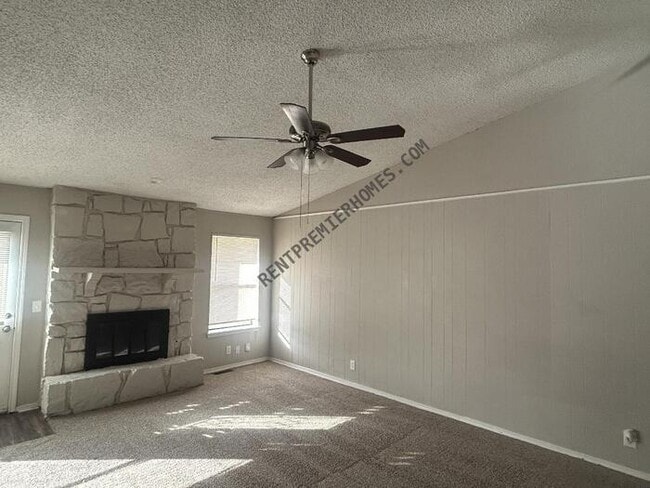 Photo - 3332 S 140th E Ave