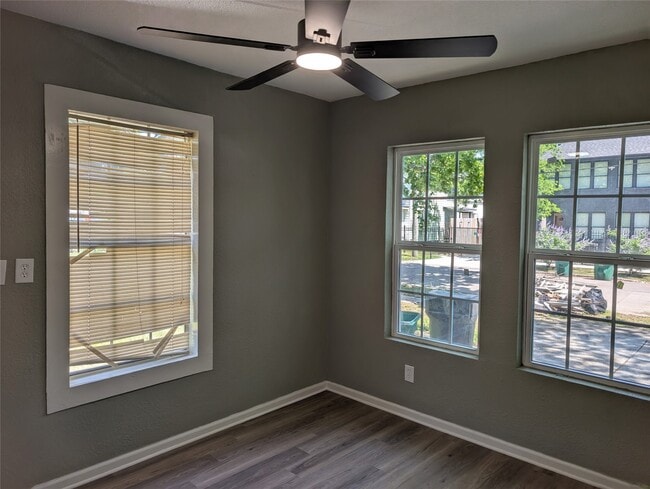 Building Photo - 7116 Avenue F Rental