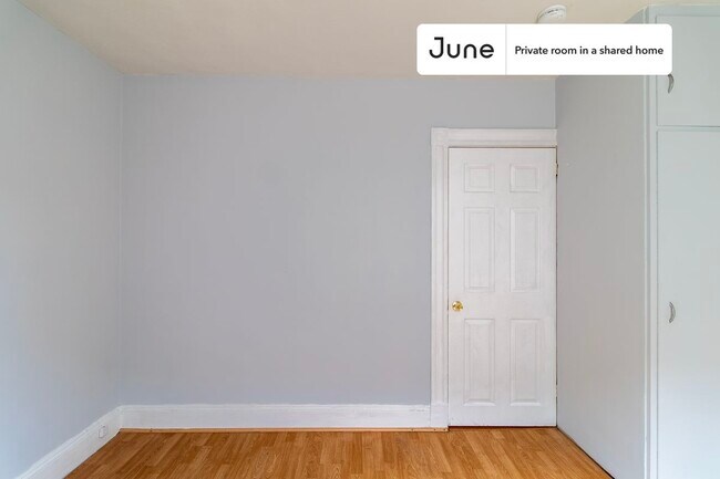 Photo - Room in Shared 3 bed/1 bath home Unit C