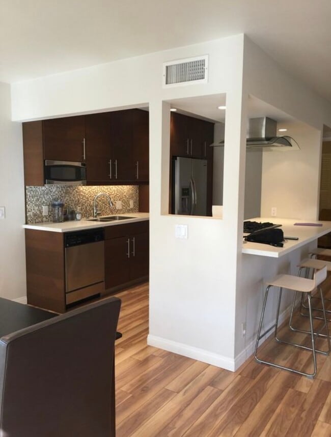 Photo - 2232 Vista Hogar