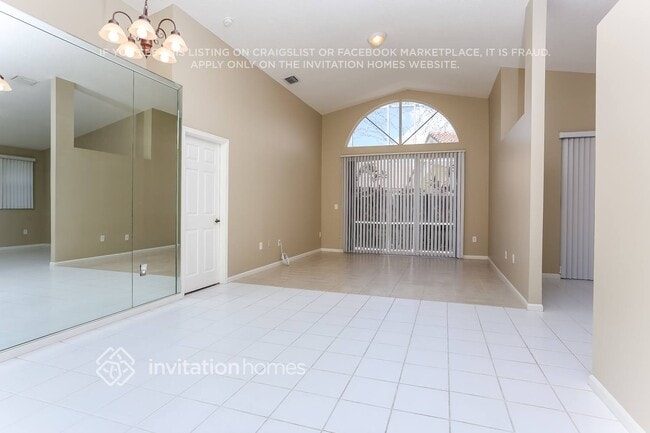 Photo - 6875 Northtree Ct