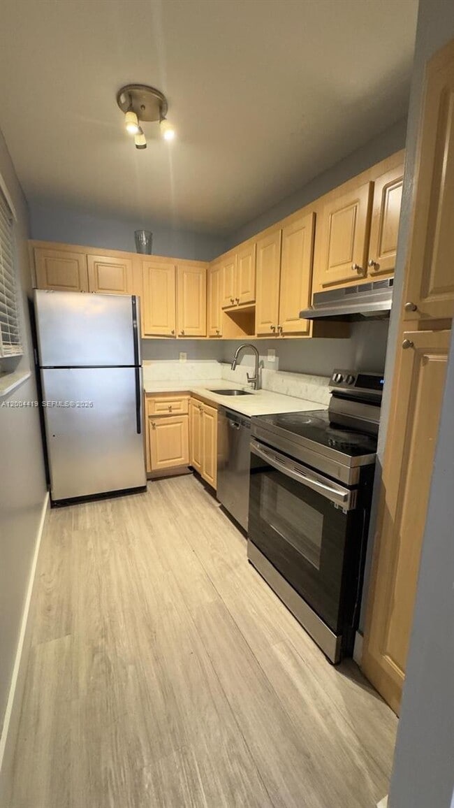 Photo - 1421 NW 45th St Unit 5