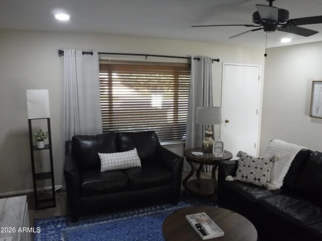 Photo - 11029 W CARON Dr