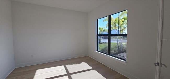 Photo - 2625 Waterfront Cir