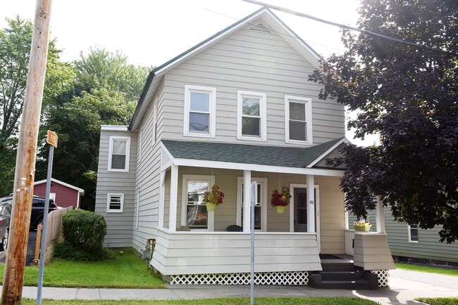 Photo - 80 Walnut St Unit Second Floor