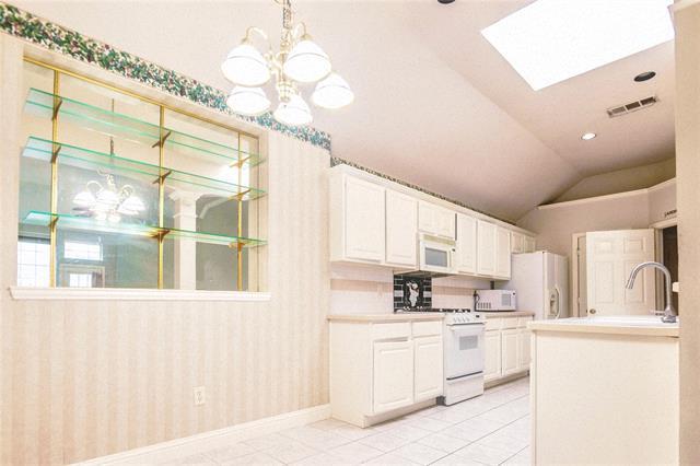 Photo - 8017 Springmoss Dr
