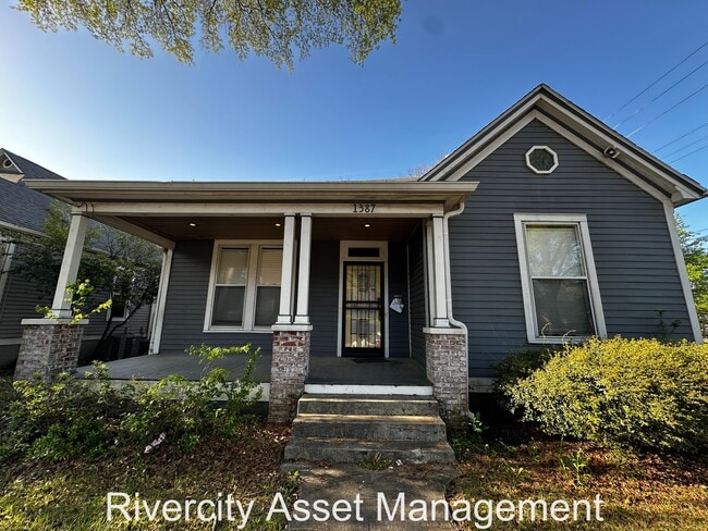 Photo - 1387 Linden Ave