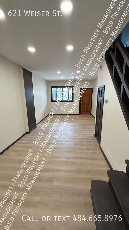 Photo - 621 Weiser St