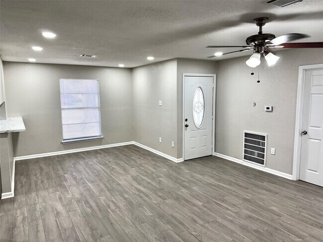 Photo - 10206 Buena Park Dr