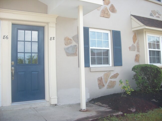Front Door - 88 Wexford Dr Unit 88 Wexford Road