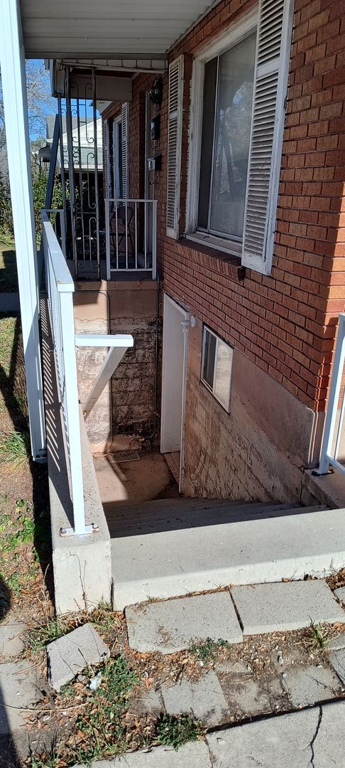 Photo - 2 bedroom 1 bath unit! Near SUU!