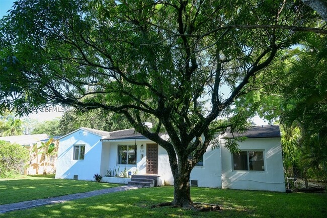Photo - 142 NW 98th St
