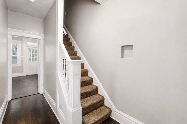Photo - 24 E Blake Ave