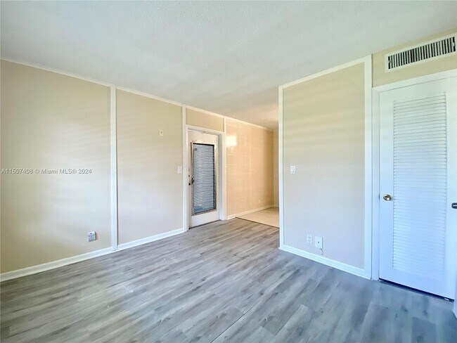 Photo - 22 SE 3rd Terrace