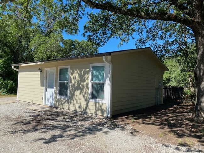 Building Photo - 1549 Ranger Hwy Rental