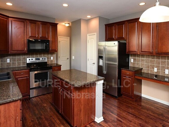Photo - 16258 Loop St
