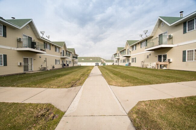 Photo - Pheasant Run Apartments