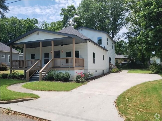 Building Photo - 3279 Elm St Rental