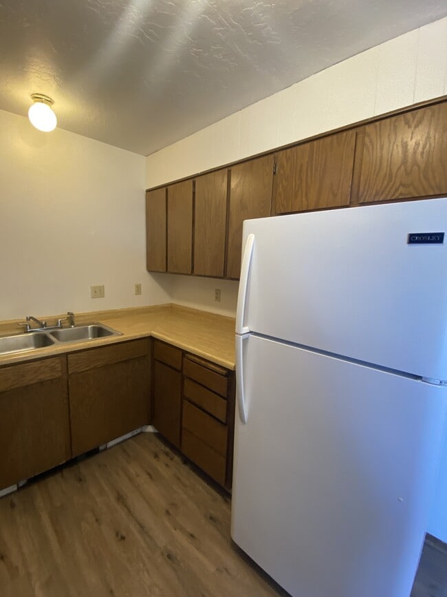 306 Columbine Ave Unit 4