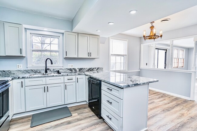 Photo - 105 Brandybrook Ln