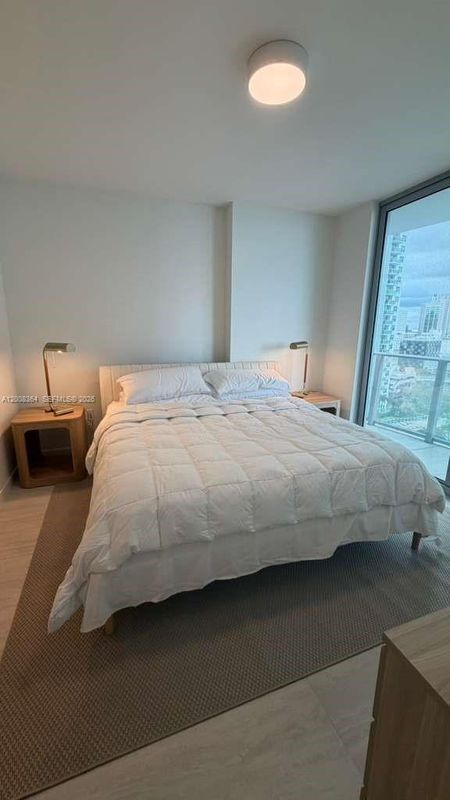 Photo - 77 SE 5th St Unit 1906