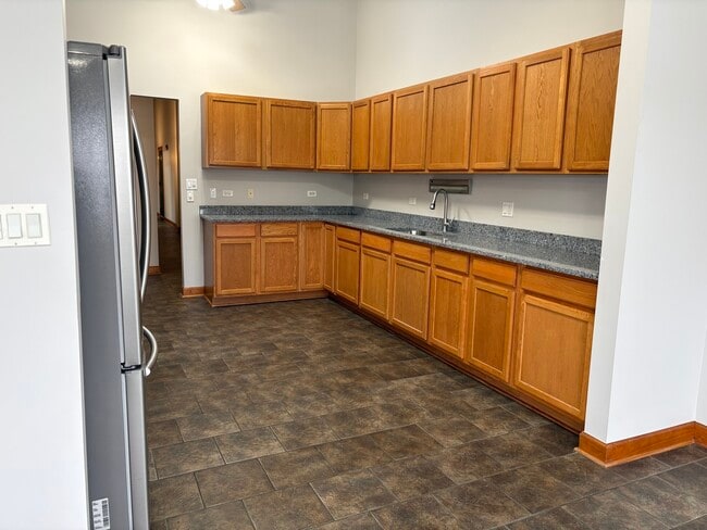 Photo - 16649 Oak Park Ave