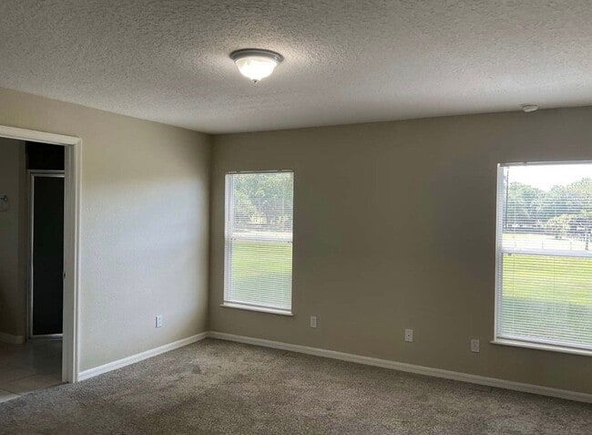 Photo - 1649 Lakewood Ave SE