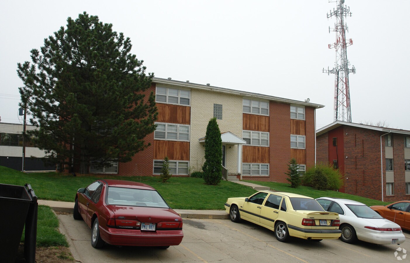 Photo - 505 Wilshire Dr Apartments
