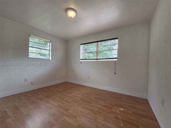 Photo - 4730 NW 23rd Ct Unit B