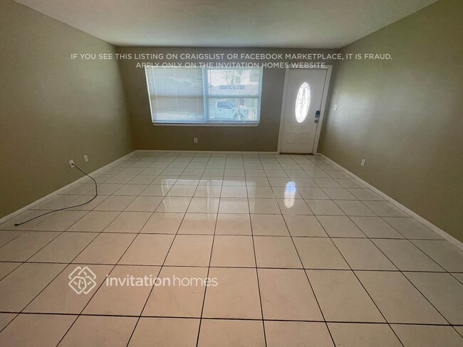 1806 SE 13th St