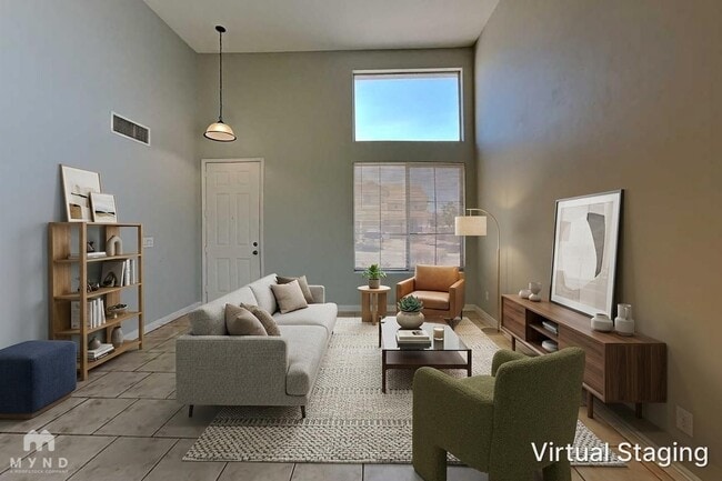 Photo - 245 Farlin Cir