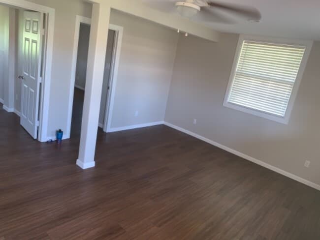 Photo - 906 Magnusson Ave Unit 3 br