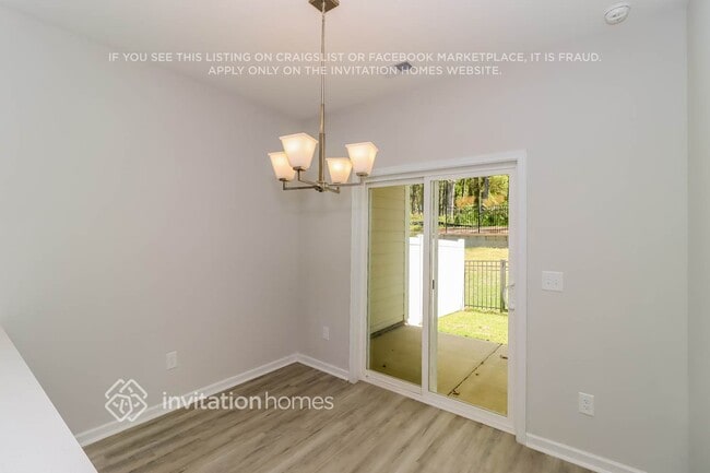 Photo - 825 Lavery Ct