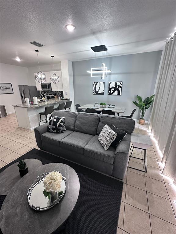 Photo - 2381 Silver Palm Dr