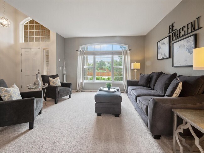 Photo - 1048 Orion Way