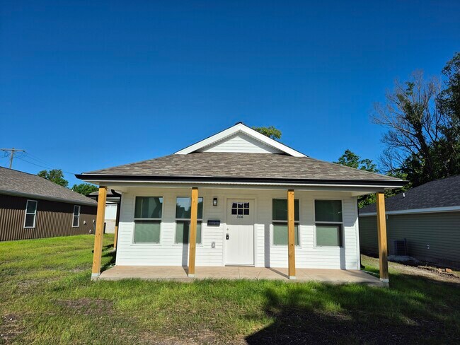 Photo - 506 N Devon St Casa