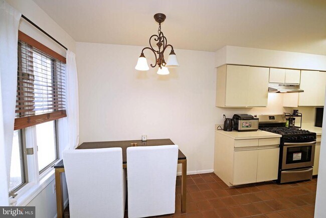 Photo - 22 Marvin Ct