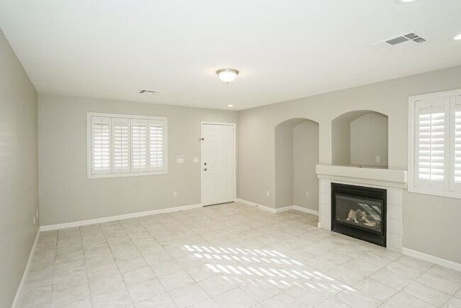 Photo - 9281 Hainsworth Ave