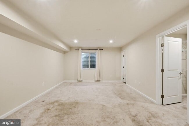 Photo - 7917 N Gladden Farm Way