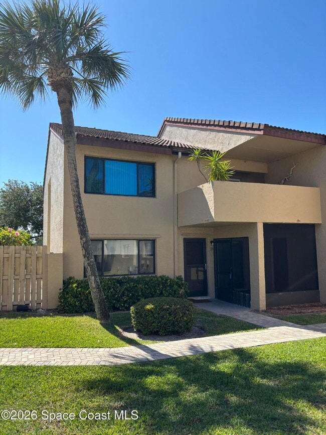 Building Photo - 1145 N Shannon Ave Unit 33