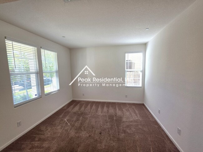 4509 Juneberry Dr