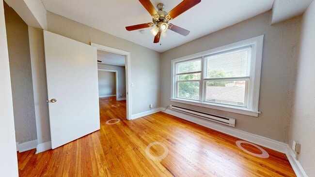 Photo - The Nelle - 3734 -3736 WarwickBlvd